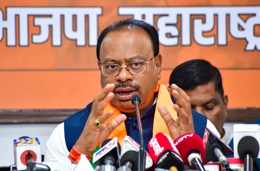 Adarsh Swarajya | २०११ पर्यंतची निवासी अतिक्रमणे झाली नियमानुकूल