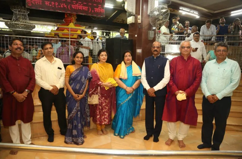 Adarsh Swarajya | अनुराधा पौडवाल यांची नवी भक्तीमय स्वरभेट