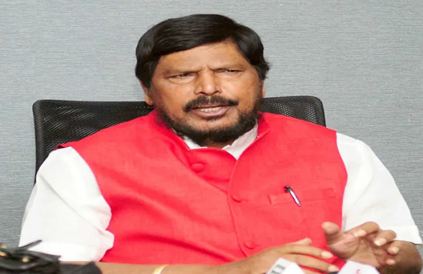 Adarsh Swarajya | रिपब्लिकन पक्षाची राज्य कार्यकारिणी बैठक पुण्यात...