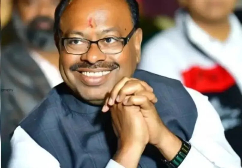 Adarsh Swarajya | सर्वोत्तम पॅकेज देऊन पुरंदर विमानतळाचे भूसंपादन