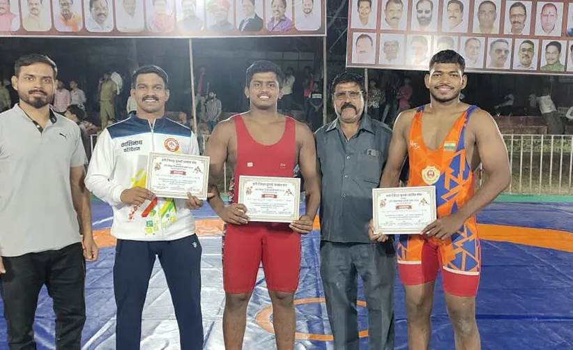 Adarsh Swarajya | श्री गणेश आखाड्याचे चार पहलवान महाराष्ट्र केसरी खेळणार