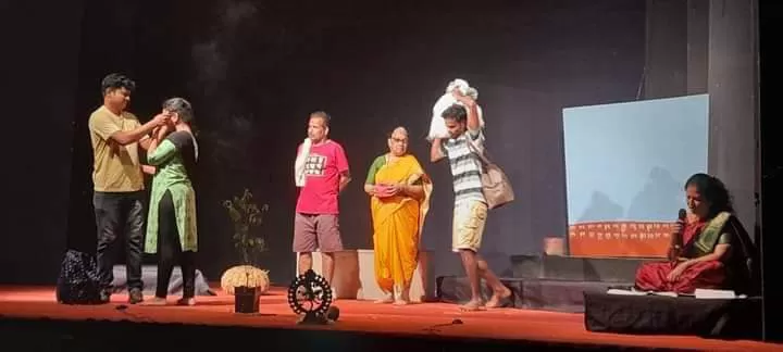 Adarsh Swarajya | भावबंध कोकणचे : मालवणी भावभावनांचो कोलाज
