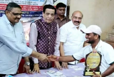 Adarsh Swarajya | उत्कृष्ट फलंदाज ठरला कस्तुरबा हॉस्पिटलचा रोहन जाधव