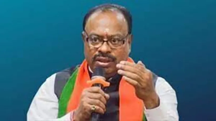 Adarsh Swarajya | दगड, माती आणि वाळू उत्खननाचे आभाळ फाटले ,...