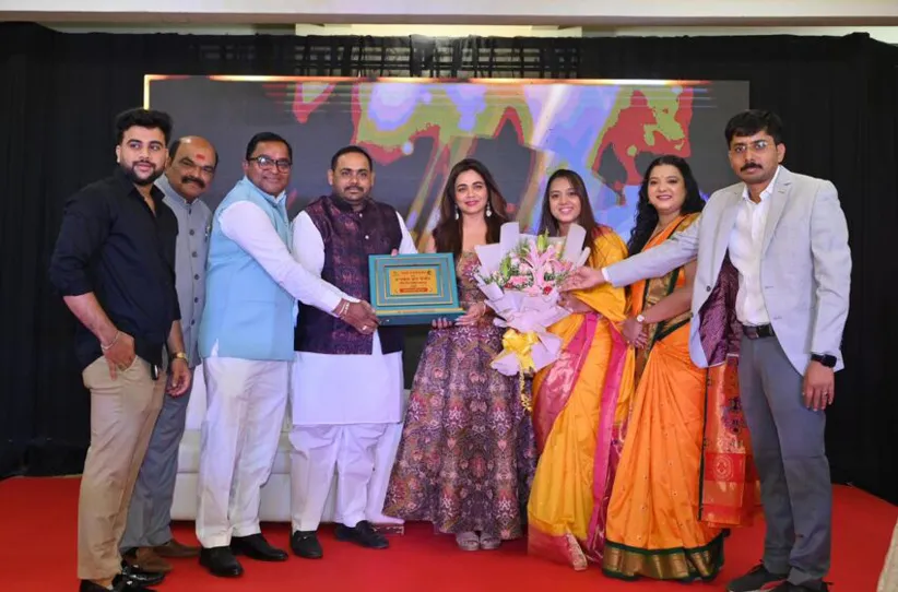 Adarsh Swarajya | ‘द ज्वेल वन पेजेंट – मिस अँड मिसेस महाराष्ट्र 2026’...