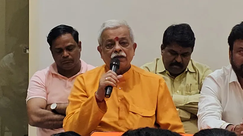 Adarsh Swarajya | श्री मलंगगड विभागातील ४० गावांत हिंदू ऐक्याची महाआरती