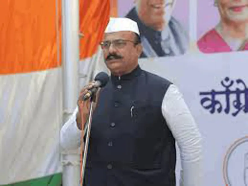 Adarsh Swarajya | काँग्रेस प्रदेशाध्यक्षांचे वादग्रस्त विधान – टिपू...