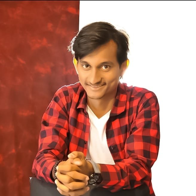 Adarsh Swarajya | वयाच्या 22 व्या वर्षी निर्मिती क्षेत्रात यशस्वी पदार्पण