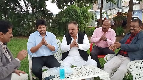 Adarsh Swarajya | असा रंगला सेटवर मास्क-सॅनिटायझरचा खेळ
