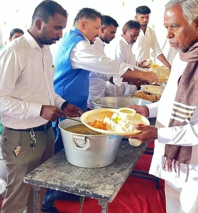 Adarsh Swarajya | नवयान बौद्ध युवा संघाच्या वतीने ९९ वा सत्याग्रह दिन...