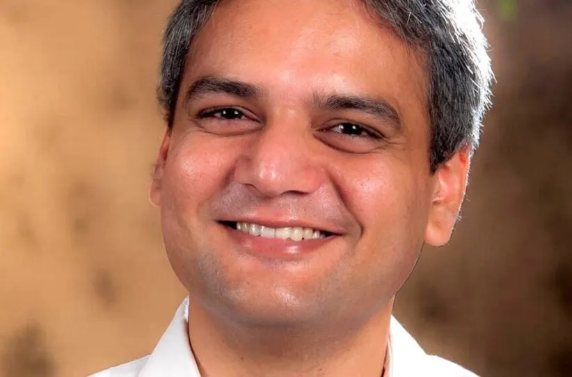 Adarsh Swarajya | तब्बल १२४ कोटींची मालमत्ता, हे आहेत बीएमसी निवडुकीतील...