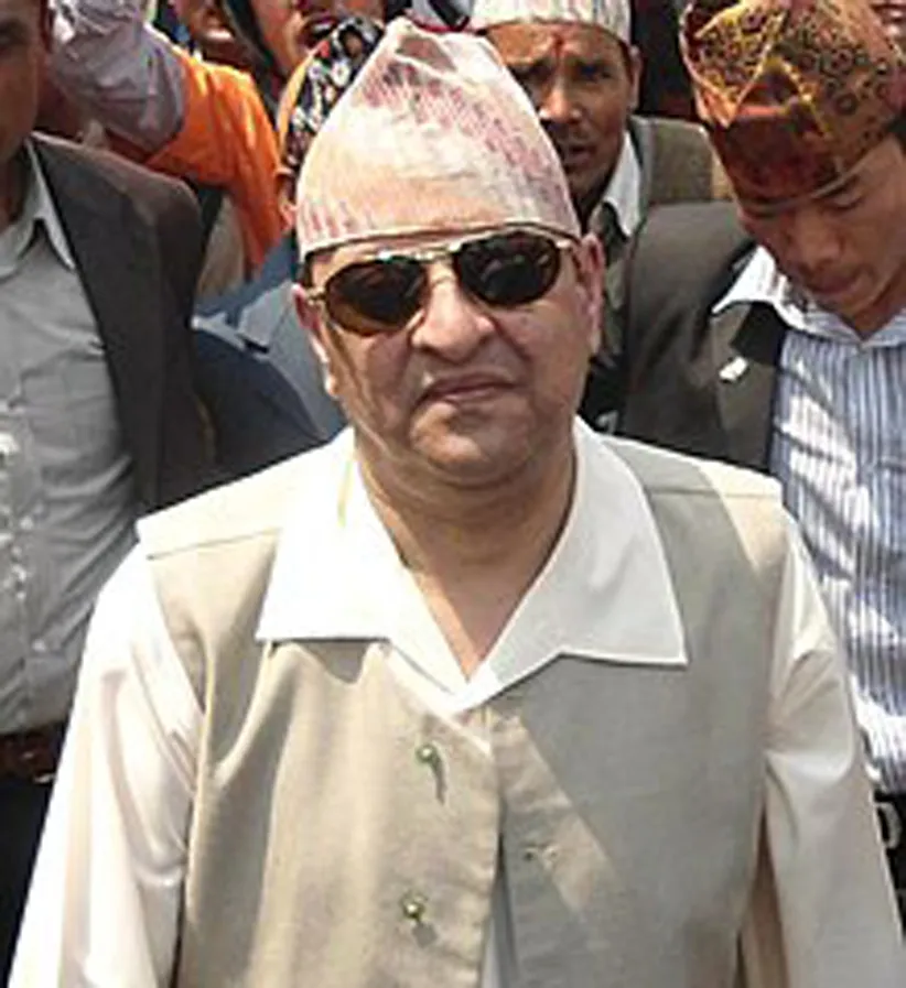 Adarsh Swarajya | नेपाळी नागरिकांना पुन्हा हवी आहे राजेशाही