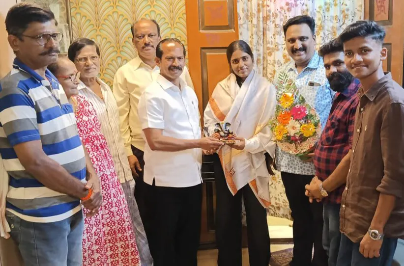 Adarsh Swarajya | मुंबईच्या मुष्टीयोद्ध्यांची आंतरराष्ट्रीय स्तरावर...